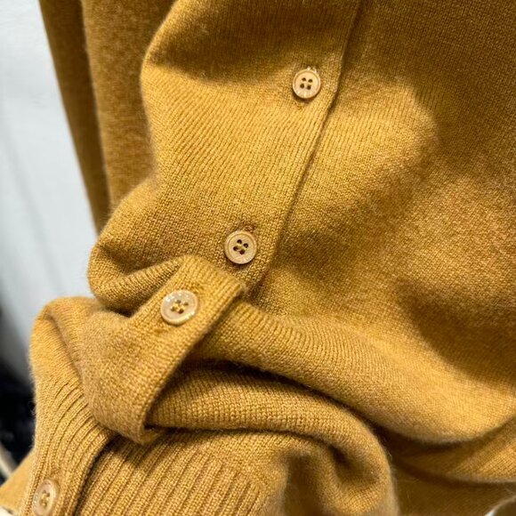 MIUMIU Letter Print Lapel Pullover Long Sleeve Cashmere Sweater for Women - Picture 3 of 4